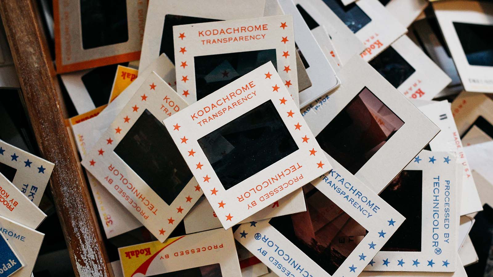 How to Clean 35mm Slides: The Complete Guide – Nostalgic Media